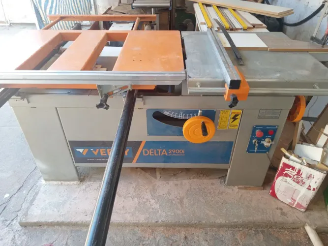Esquadrejadeira Verry Delta 2900i