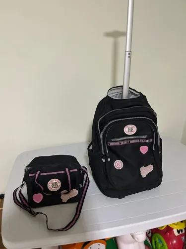 Bolsa escolar Rebeca bombom preta , incluso lancheira