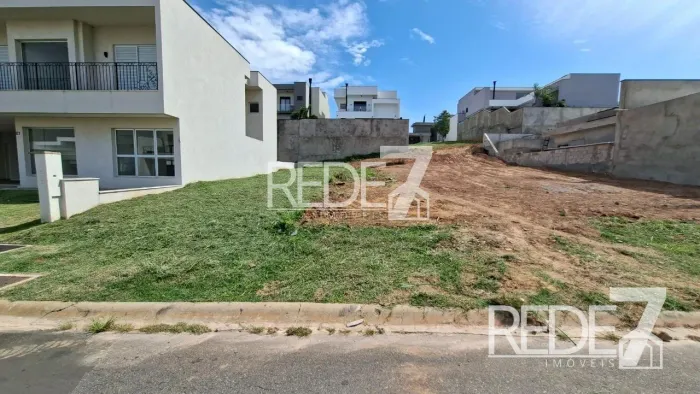 TERRENO RESIDENCIAL em Valinhos - São Paulo, Roncáglia