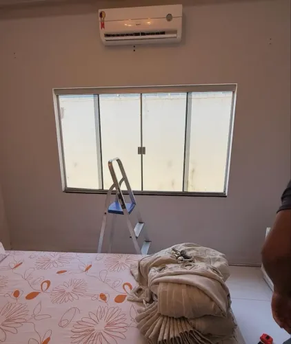 Serviço especializado de montagens de cortinas e persianas