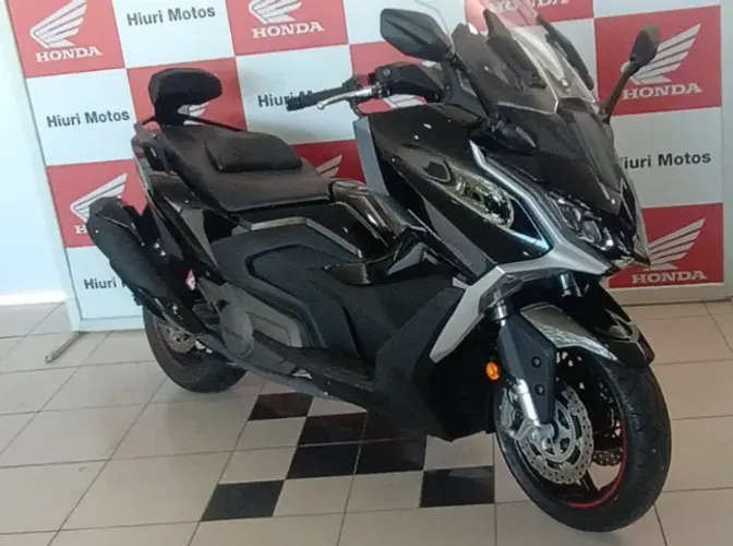 Kymco AK 550 i Premium 2024/2025 - apenas 4712 km rodados
