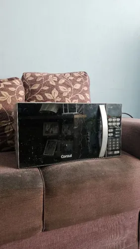 Micro-ondas Consul para conserto ou retirada de peças 