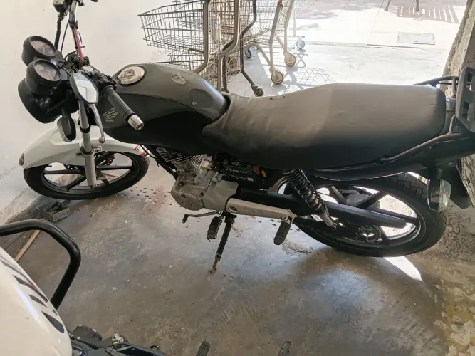 Fan 125 ótima pra trabalhar