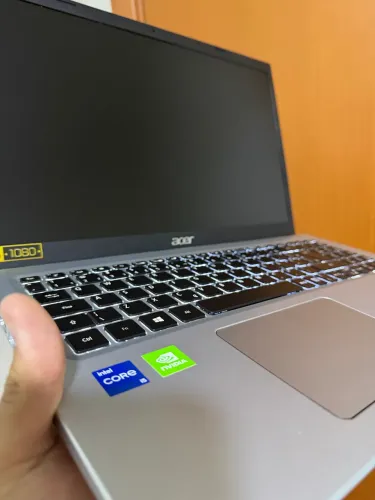 Notebook Acer i5 + Nvidea