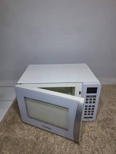 Micro-ondas Panasonic Style 32L Branco