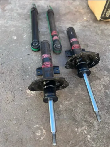 Kit Amortecedor Reduzido Para Molas Esportivas