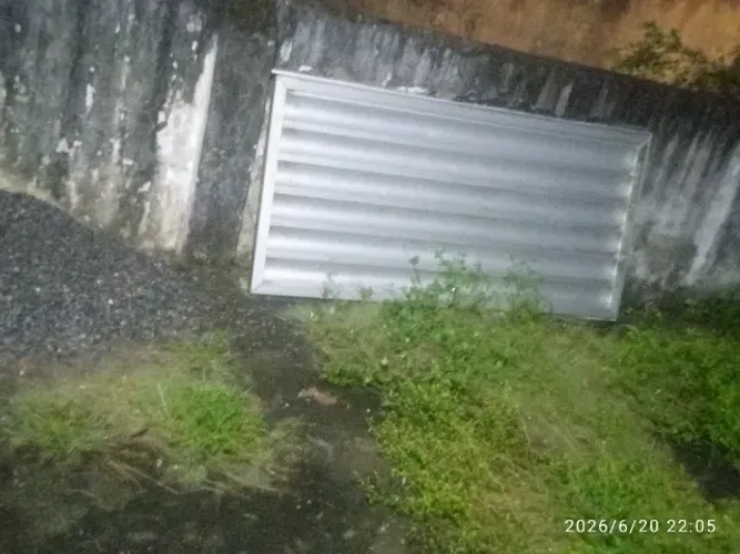 Portão de alumínio