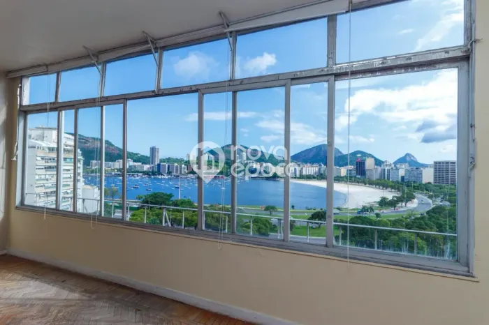 Botafogo | Apartamento 4 quartos, sendo 1 suite