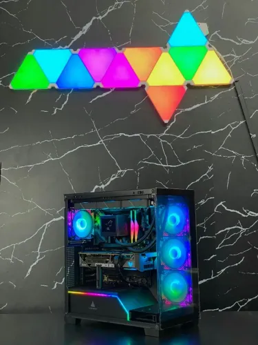 PC GAMER CORE ULTRA 7 275K/ 32GB RAM DDR5 7.200MHZ/ RTX 4060TI 8GB