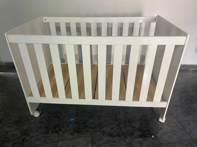 Vendo berço americano