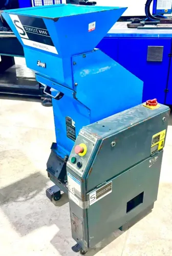 Moinho trituradorpara plástico e borras facas alternadas 450 mm semi novo com. Nota fiscal