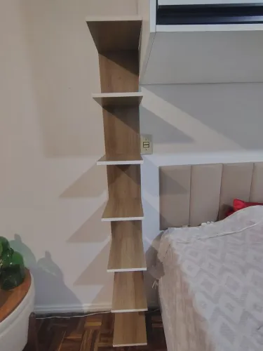 Torre de prateleiras estante em MDF