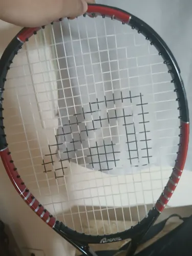 Raquete de tenis