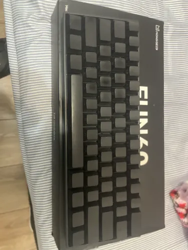 Teclado magnético akko monsgeek fun60 PRO
