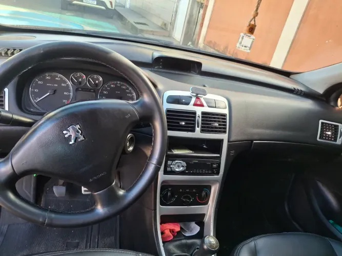 Peugeot 307 Soleil/ Presence 1.6/1.6 Flex 16V 5P 2008
