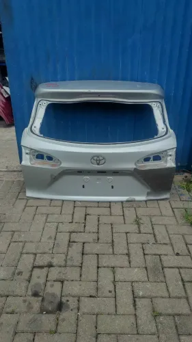 Tampa traseira Corolla cross