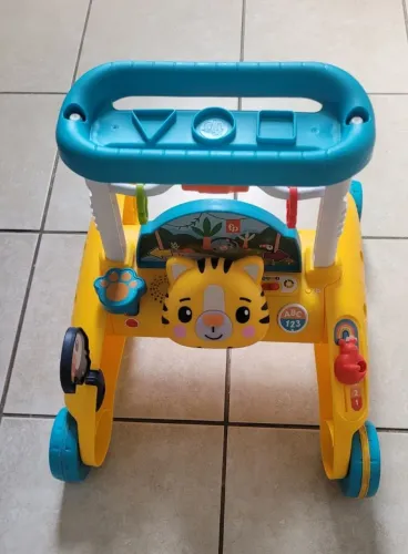Andador Fisher-Price Infantil Musical e Interativo - Excelente Estado