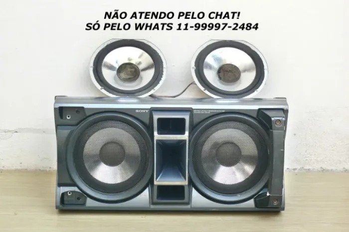 Caixa Sony e falantes avulsos