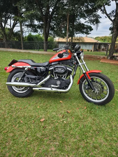 883 R SPORTSTER