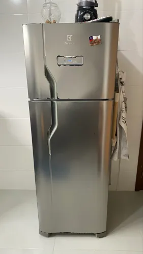 Geladeira Electrolux frost free 371 litros