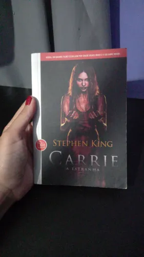 Carrie, a estranha - Stephen King - edição de bolso