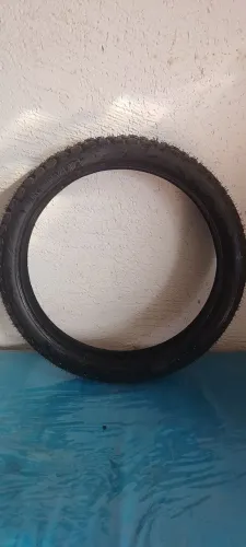 Pneu dianteiro Remold Xre 300 novo