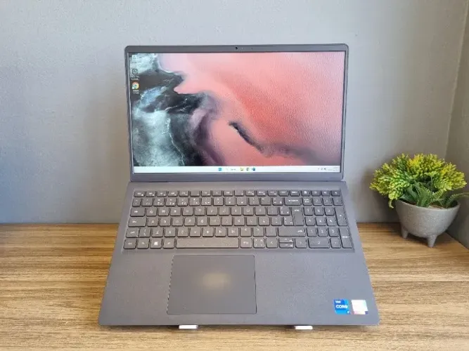 Notebook Dell Inspiron 15 3530 - Core i7 | 13ª geração | 512GB SSD | 16GB DDR4 | 15,6"