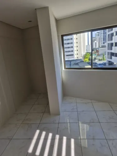 Imóvel para aluguel possui 45 metros quadrados com 2 quartos em Boa Viagem - Recife - PE