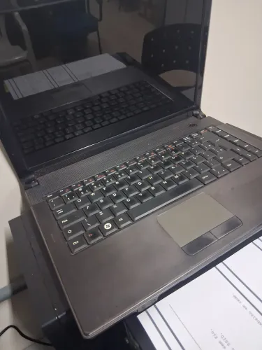 Notebook Win completo para reaproveitar pecas nao vem carregador