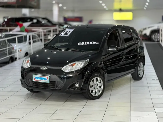 Ford Fiesta SE 1.6 8V Flex 5P 2014