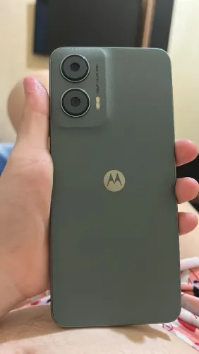 Troco celular Moto g35 256gb por um Samsung mais R$550