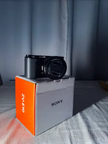 Sony ZV-E10 + Lente 16-50mm | Excelente estado