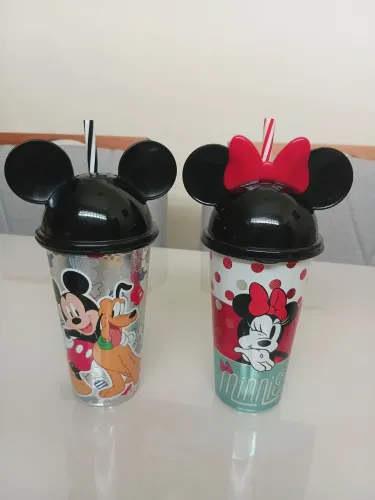 kit copo mickey e minnie plasútil 500ml- novos