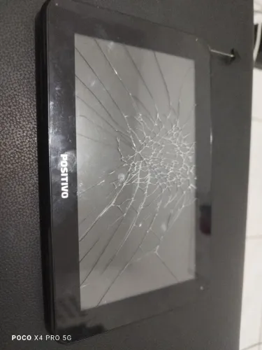 Tablet da positivo, a venda para desmanche de peças!!!