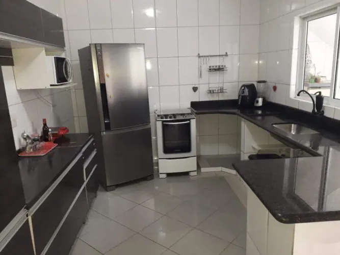 Casa à venda em Vila Pires, Santo André  3 quartos, 3 vagas, 120 m²