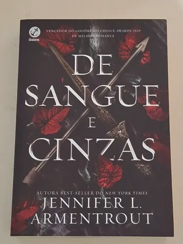 Livro 1 De Sangue e Cinzas