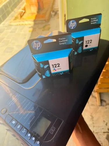 Impressora HP Deskjet 3050 - jato e tinta