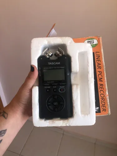 Gravador Digital Portátil Tascam DR-40