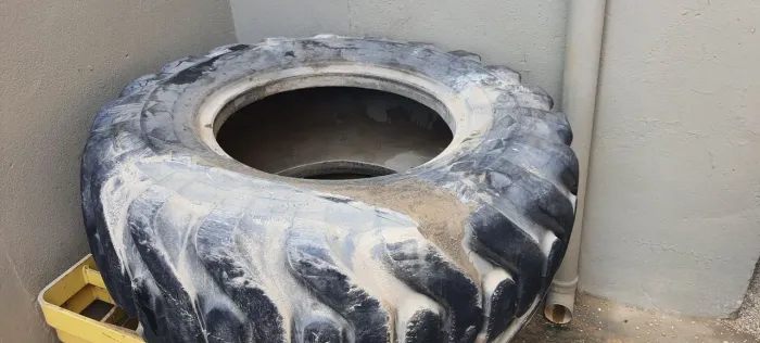 Pneu de TRATOR