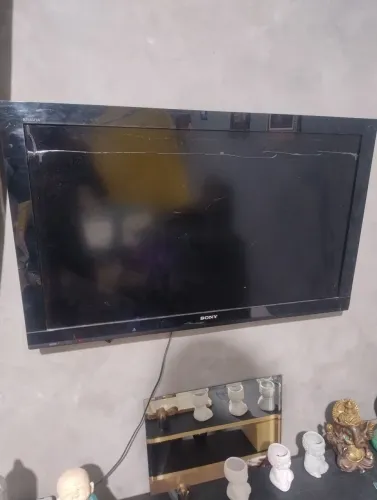 TV Sony Bravia 42" - Para Conserto ou Retirada de Peças - R$ 200