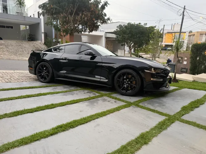 Ford Mustang Black Shadow 5.0 V8 2020