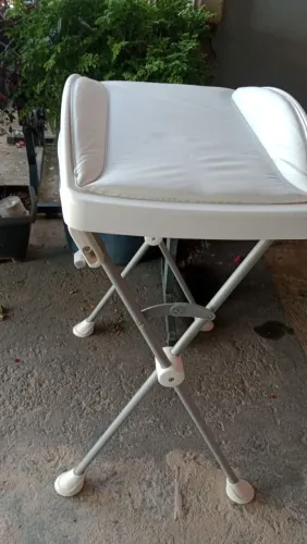 Vendo trocador de bebê semi novo