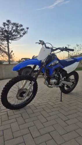 Crf 230 2016 Único dono