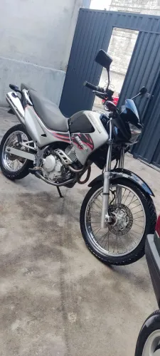 Vendo ou troco Honda nx Falcon 400c. Carburada 2007/2007 completa