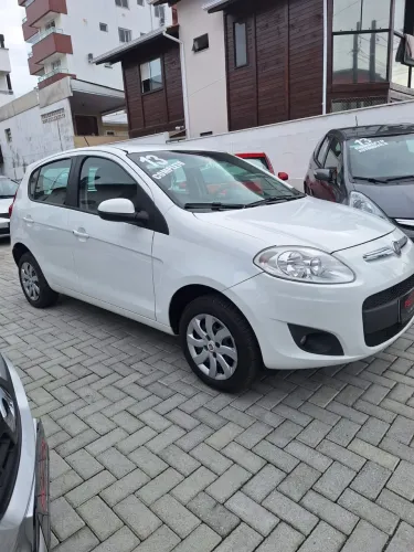 Fiat Palio Attractive 1.0 EVO Fire Flex 8V 5P 2013