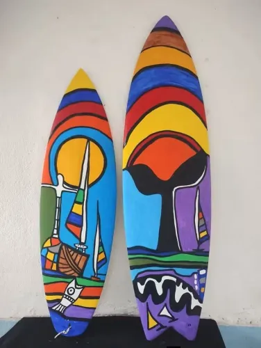 Em 2006 Lousada lam?a Coleção Arte Pranchas Recicládas