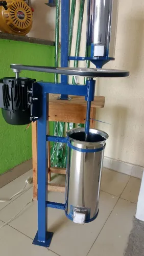 Máquina de bater açaí em casa