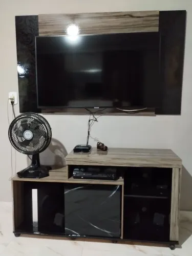 Vendo um Rack e um painel para tv