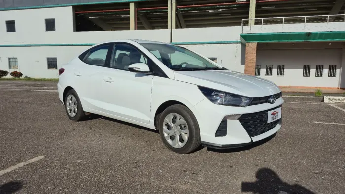 Hyundai HB20S Comfort Plus 1.0 Flex 12V Mec. 2025