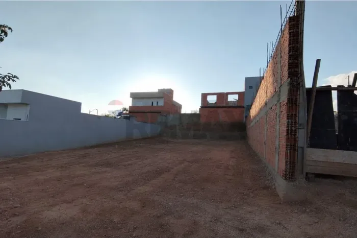 Terreno a venda no Bairro Jardim Marajoara, Limeira-SP